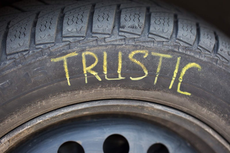 Trustic Universal Crayon Wax Marker for Industrial and Craft Detailed Marking on Lumber Metal Carton Ceramics Concrete Glass Plastic Tire 4 x 1/2", Pack of 12 (Yellow) - Image 4
